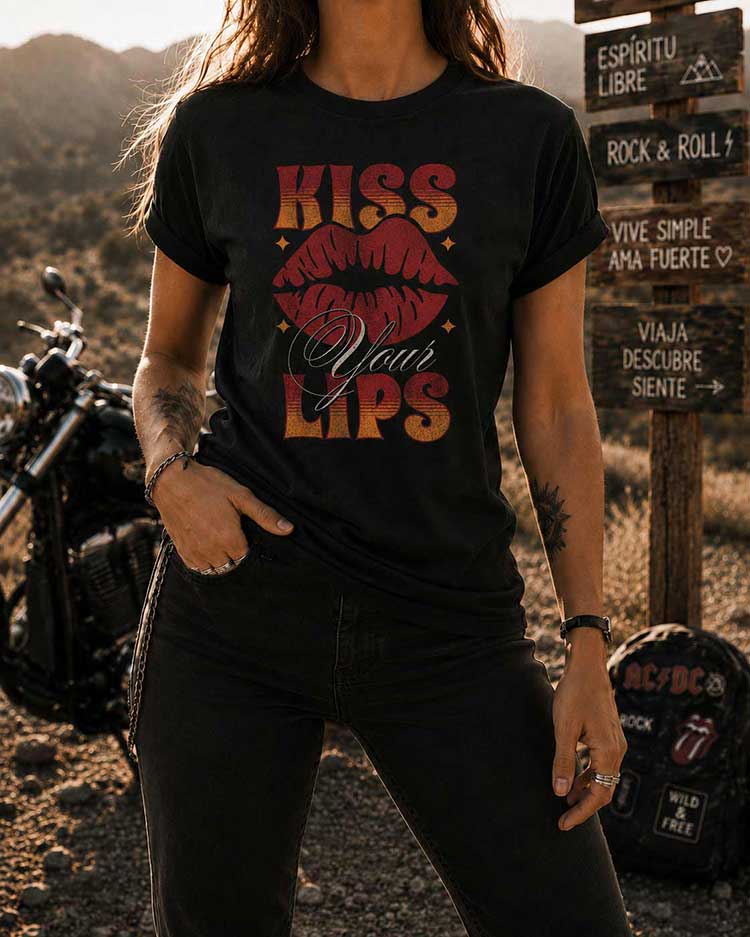 Black Bird woman-urban-streetwear-kiss-lips-negro.jpg